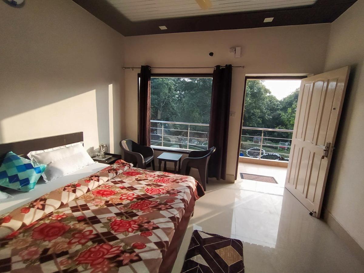 Anugraha Homestay Rāmnagar Exterior photo