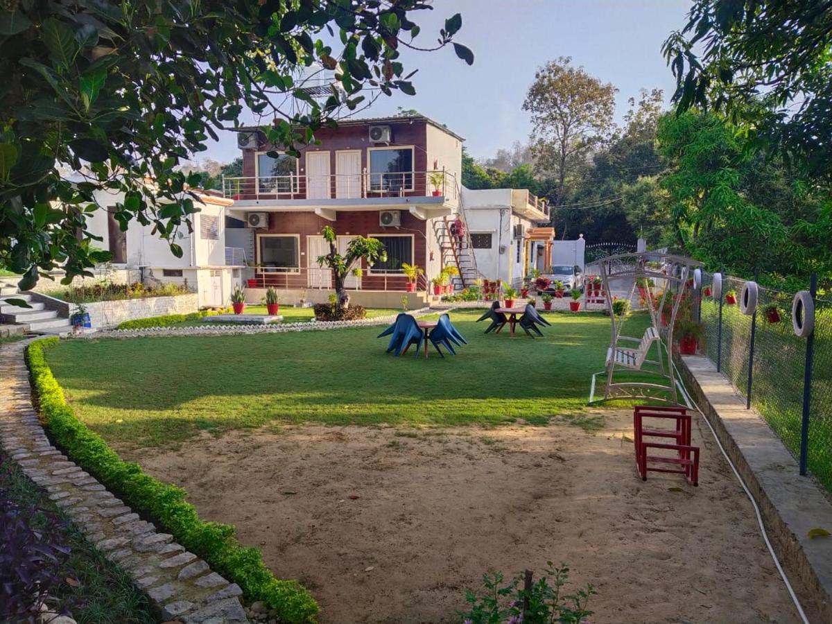Anugraha Homestay Rāmnagar Exterior photo