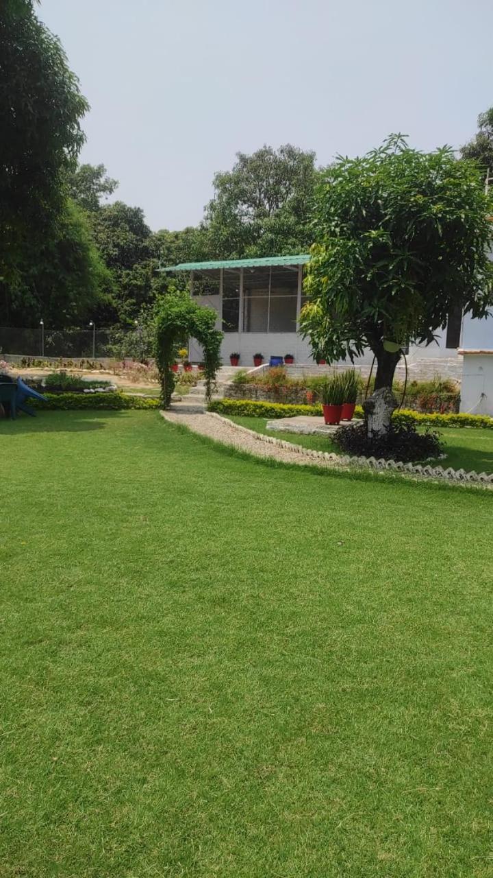 Anugraha Homestay Rāmnagar Exterior photo
